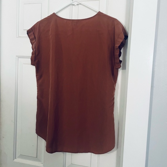 Express cap sleeve rust colored top - Picture 2 of 3